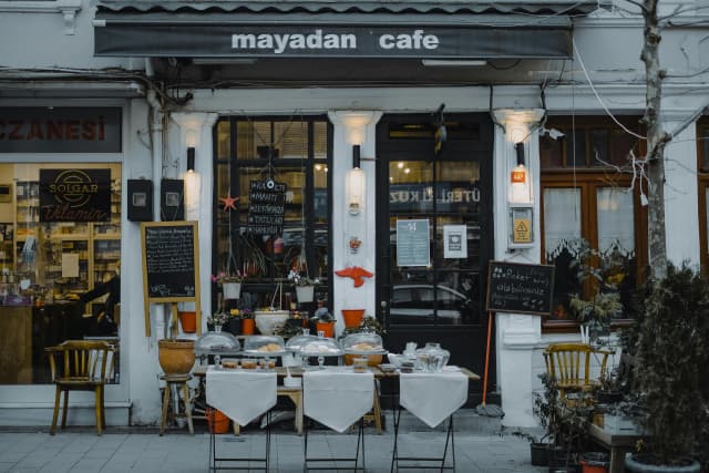 مطعم أو مقهى للبيع في shaheen24